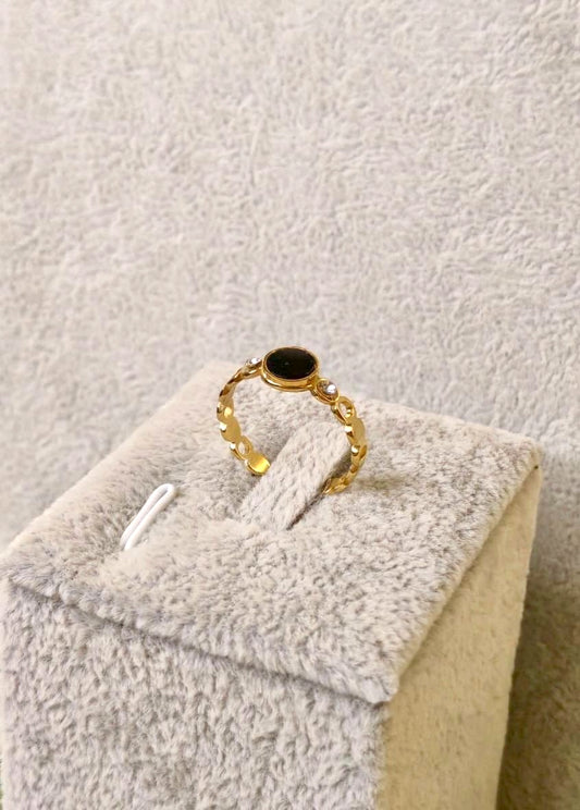 Simple Black Stone Ring