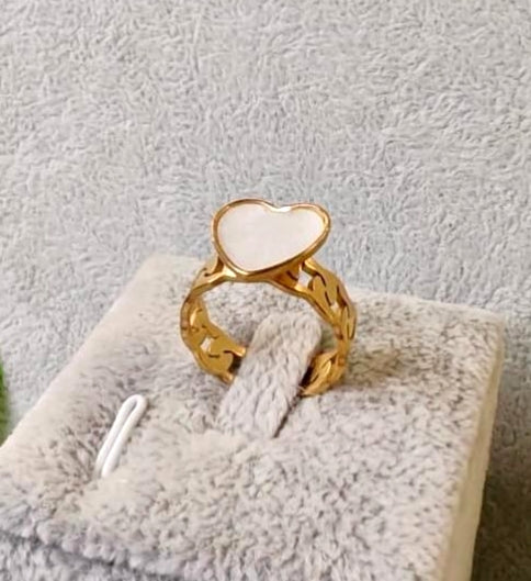 Mother-of-Pearl Heart Ring