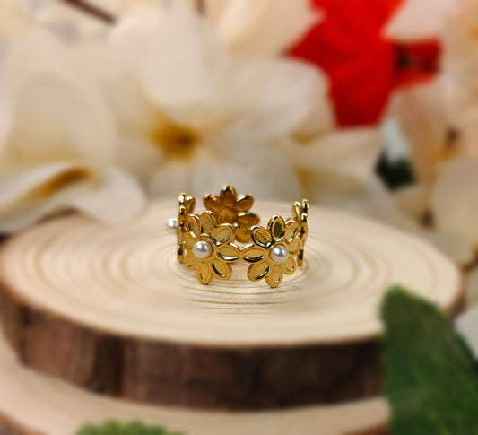 Flower and Pearl Ring