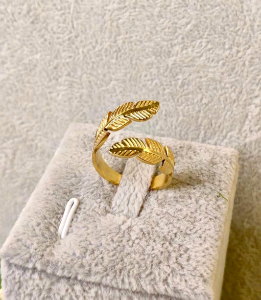 Wrapped Leaf Ring