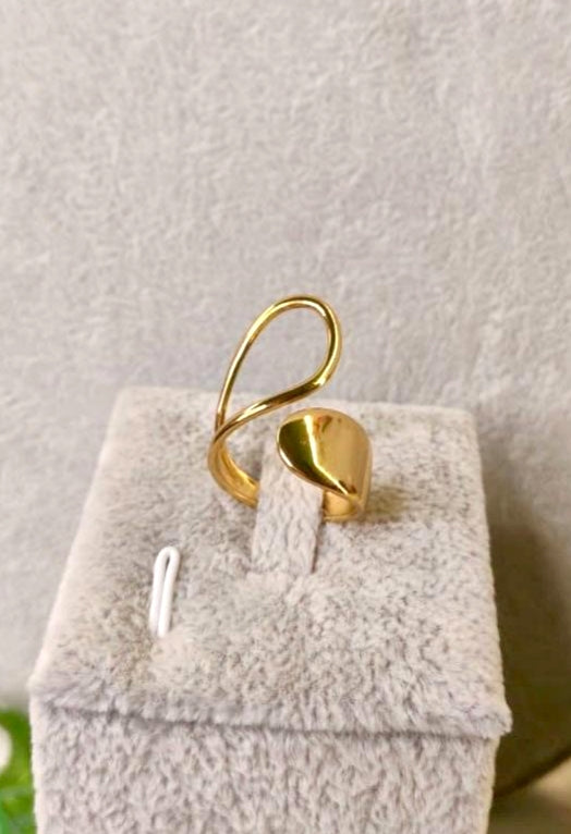 Elegant Wrap Ring