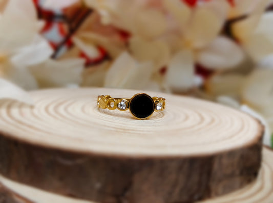 Simple Black Stone Ring